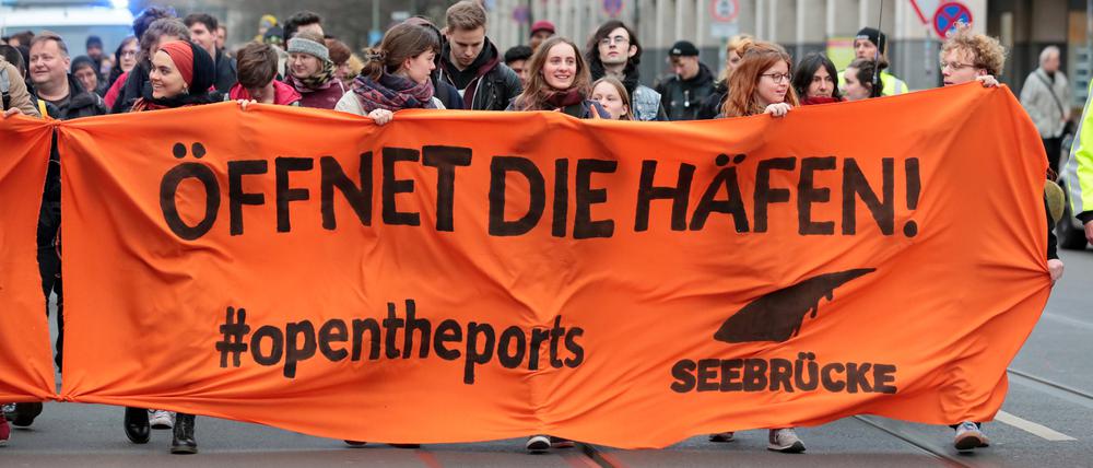 Die Demonstration lief auch durch die Charlottenstraße.
