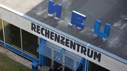 Bis Ende 2023 können die Kreativen noch im Rechenzentrum bleiben, danach soll das Gebäude womöglich abgerissen werden.