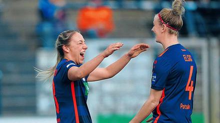 Rückkehr der guten Laune. Gina Chmielinski (l.) eröffnete den Torreigen für die Turbinen.