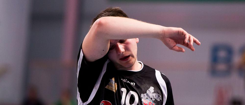 Das hat Kraft gekostet. VfL-Kapitän Yannik Münchberger übernahm Verantwortung, hatte mit seinem Team aber einen schweren Stand.