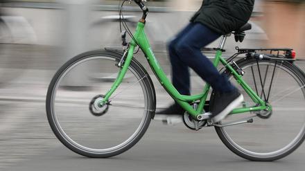 Das Radfahren auf der Wetzlarer Straße in Babelsberg soll sicherer werden.
