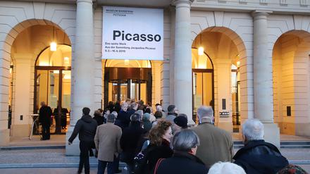 Schon bei der Eröffnung der Picasso-Ausstellung am 9. März hatte es lange Schlangen gegeben.