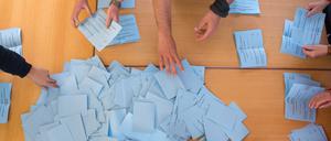 In Potsdam fehlen noch 300 Wahlhelfer.