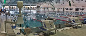 Bahn frei. Im Luftschiffhafen kann ab Montag wieder geschwommen werden.