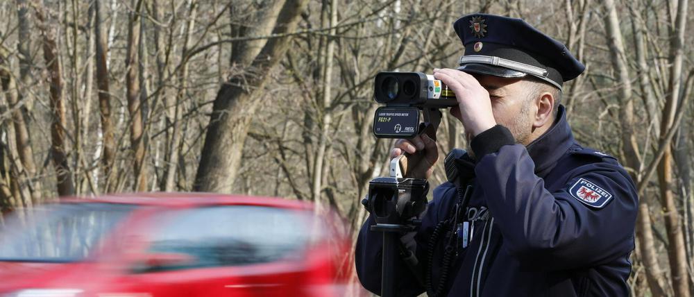 Geschwindigkeitskontrolle auf der B2 am 4. April 2019.