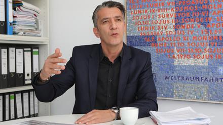 Der Herr des Geldes. Ayhan Ayrilmaz koordiniert das gewaltige Sanierungsprogramm der Schlösserstiftung.