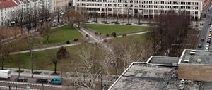 Unbefriedigend sei die Situation am und um den Platz der Einheit, sagte Potsdams Baudezernent Bernd Rubelt.