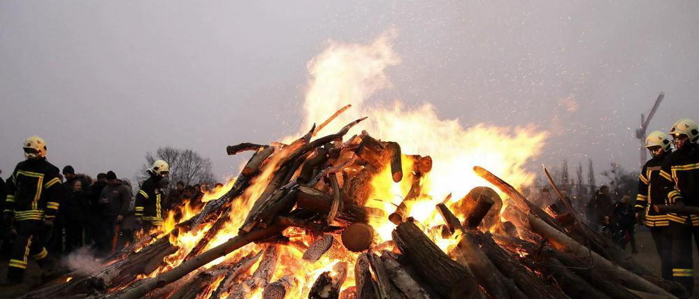 Hohe Waldbrandgefahr: Einige Osterfeuer in Brandenburg wurden bereits abgesagt.