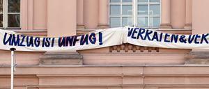 Protest gegen den geplanten Ministeriumsumzug  von Potsdam nach Cottbus.