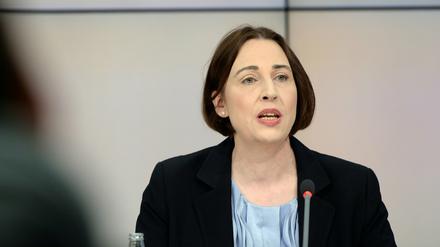 Die brandenburgische Landesbeauftragte für den Datenschutz, Dagmar Hartge, sieht den rot-roten Gesetzentwurf zum Verfassungsschutz kritisch.