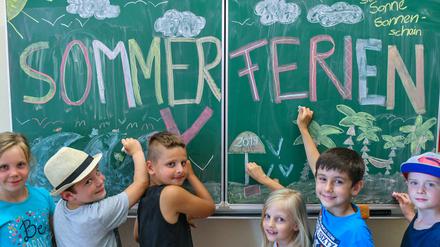 Schöne Sommerferien, wünschen die PNN!