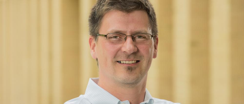 Guido Große wurde zusammen mit Josefine Lenz  und ihrem Team ausgezeichnet. Er ist Professor für Permafrost im Erdsystem an der Universität Potsdam und Leiter der Sektion Permafrostforschung am Alfred-Wegener-Institut für Polar- und Meeresforschung (AWI).