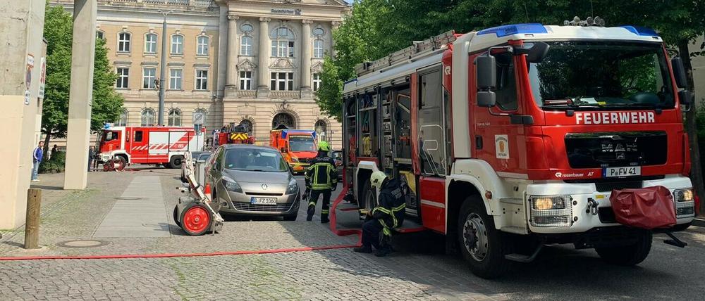 Der Feuerwehreinsatz am Staudenhof in der Potsdamer Innenstadt.