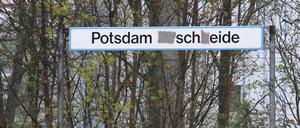 Am Bahnhof Pirschheide ist jede Menge zu tun.