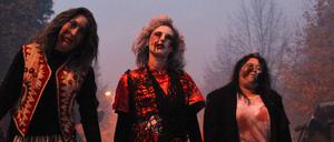 Als Zombies verkleidete Menschen im Filmpark Babelsberg