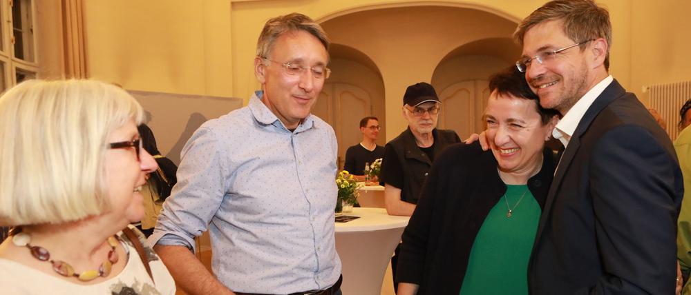 Gewinner: Saskia Hüneke (Grüne), Pete Heuer (SPD), Janny Armbruster und Oberbürgermeister Mike Schubert (SPD, v.l.).