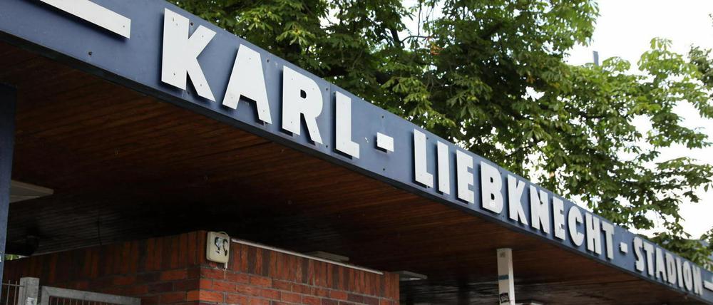 Am Babelsberger Karl-Liebknecht-Stadion wird heute gebaut.
