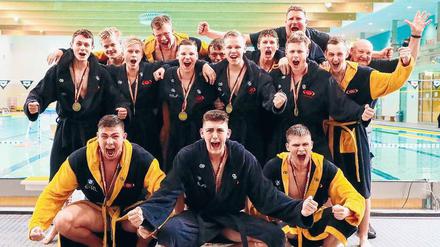 Großer Jubel. Die OSC-Talente feiern nach dem Gewinn der Bronzemedaille.