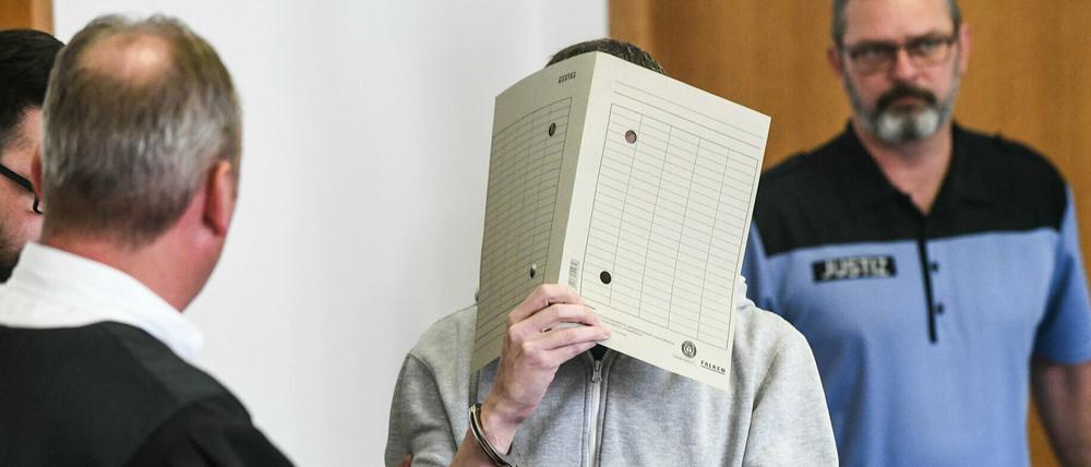 Silvio S. am 28. Juni 2019 vor dem Landgericht Potsdam.