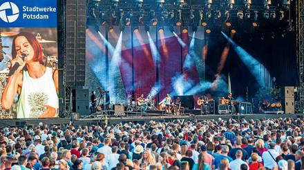 Sängerin Christina Stürmer beim Stadtwerkefest 2019 - danach wurde das Open Air zweimal wegen Corona abgesagt. 