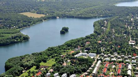 Bis zum Mauerfall patroullierten am Seeufer die DDR-Grenztruppen. Später wünschten sich viele einen freien Zugang zum Ufer.