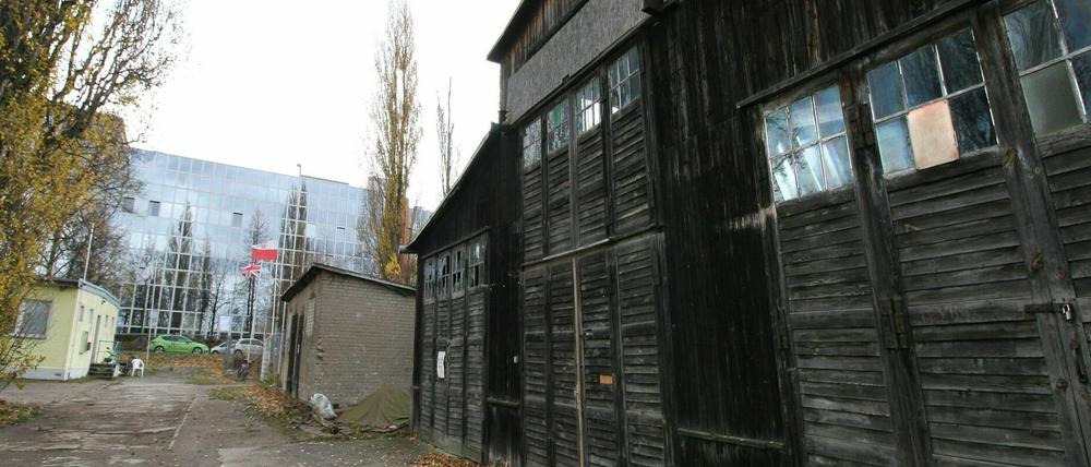 „The! Music School“ musste hier raus.