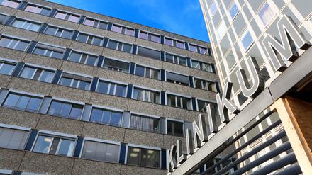 Das Bürgerbegehren will bessere Arbeitsbedingungen am Bergmann-Klinikum erreichen.