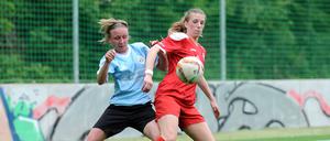 Treffsicher. Denise Simon (r.) war vorige Saison beste FSV-Torschützin.