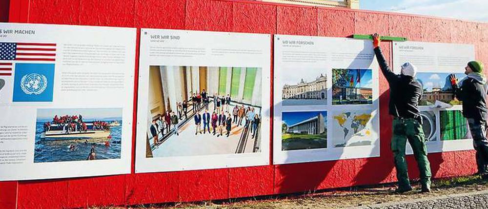 Die Ausstellung am Zaun stellt Wissenschaft in Potsdam vor.