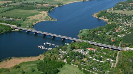 Die nördliche Fahrspur der Brücke wird ab Mittwoch bis Samstag nur einspurig befahrbar sein.