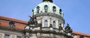 Noch immer sind im Rathaus 300 Stellen unbesetzt.