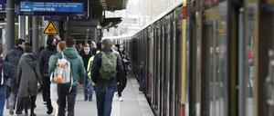 Potsdamer Hauptbahnhof, Potsdam, Bahnhof, Zug, S-Bahn, Stadtbahn, BAhn, Deutsche, DB, HBF, Station, 05.04.2019 Foto: Sebastian Gabsch PNN