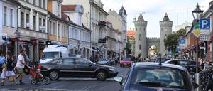 Sollte Potsdam die Innenstadt rund um die Brandenburger Straße bis 2024 zur autofreien Zone erklären, werden auch in der Friedrich-Ebert-Straße Autos und Motorräder verbannt und nur noch Fahrräder, E-Bikes und E-Roller erlaubt sein.