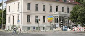 Das Ärztehaus in der Behlertstraße Ecke Berliner Straße.