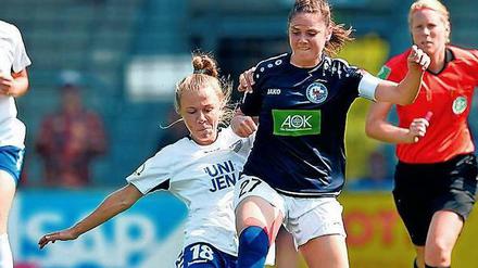 Kapitänin Sarah Zadrazil (r.) trieb das Turbine-Spiel erfolgreich an. 