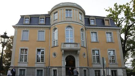 In der Potsdamer Villa Kellermann eröffnet heute das neue Restaurant von Sternekoch Tim Raue.