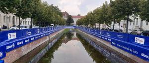 Der Stadtkanal vor dem Sportereignis
