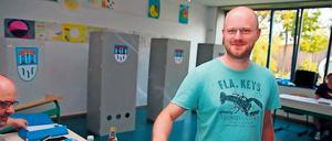 Im Wahlkreis 20, zu dem auch das Wahllokal in der Kleinmachnower Maxim Gorki Gesamtschule gehört, lag die Wahlbeteiligung bei 71,6 Prozent. 
