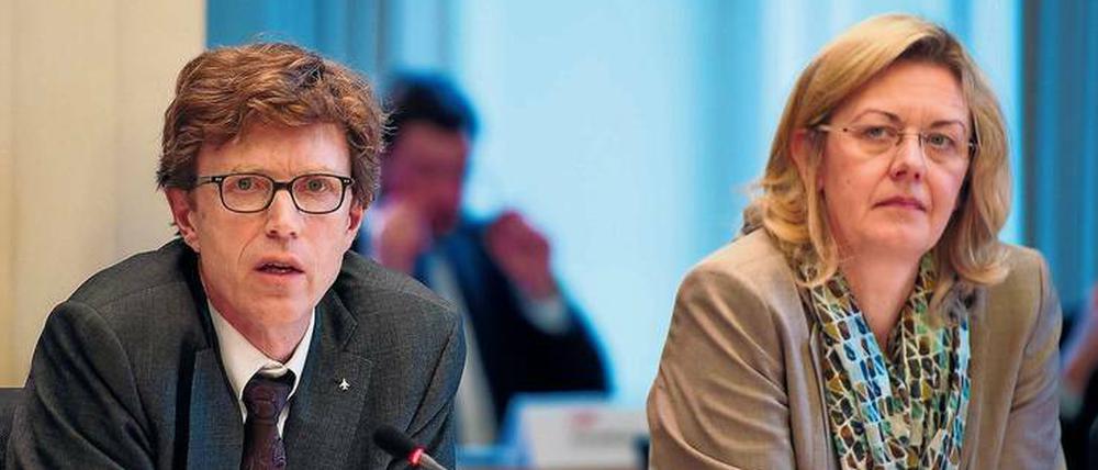 Distanz. Das Verhältnis zwischen Heike Fölster und Flughafenchef Lütke Daldrup gilt als eher kühl.