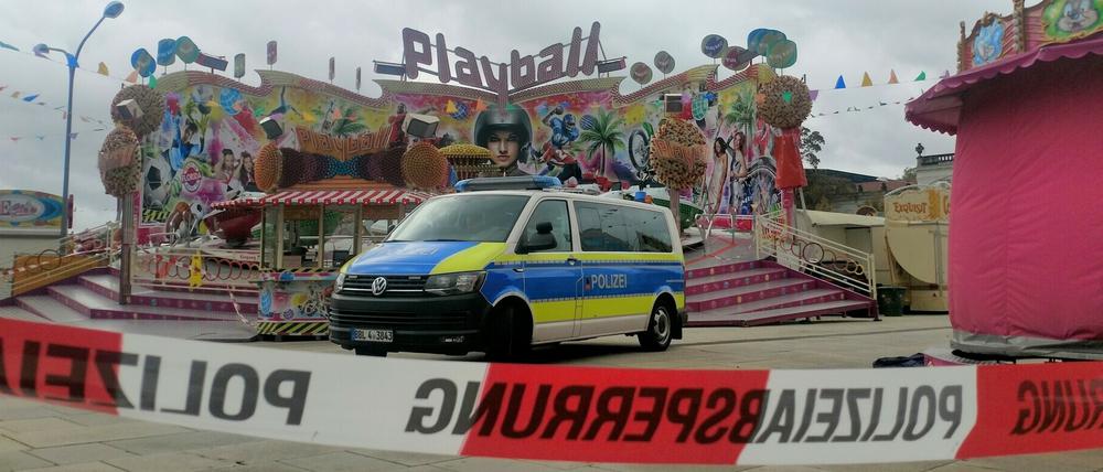 Das Fahrgeschäft am Tag nach dem Unglück.