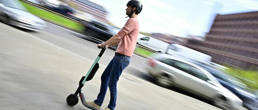 Die E-Roller des Anbieters Tier gibt es jetzt auch in Potsdam.