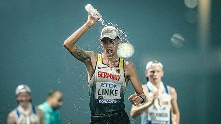Mit Wasser durch die Wüste. Für Christopher Linke und Kollegen war der Wettkampf eine Tortur. 