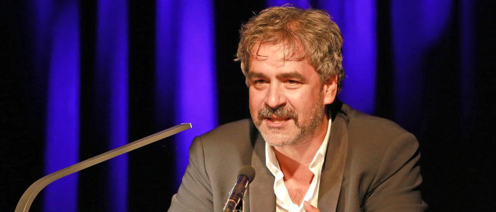 Der Journalist Deniz Yücel stellte im Waschhaus sein Buch über die Haft in der Türkei vor.