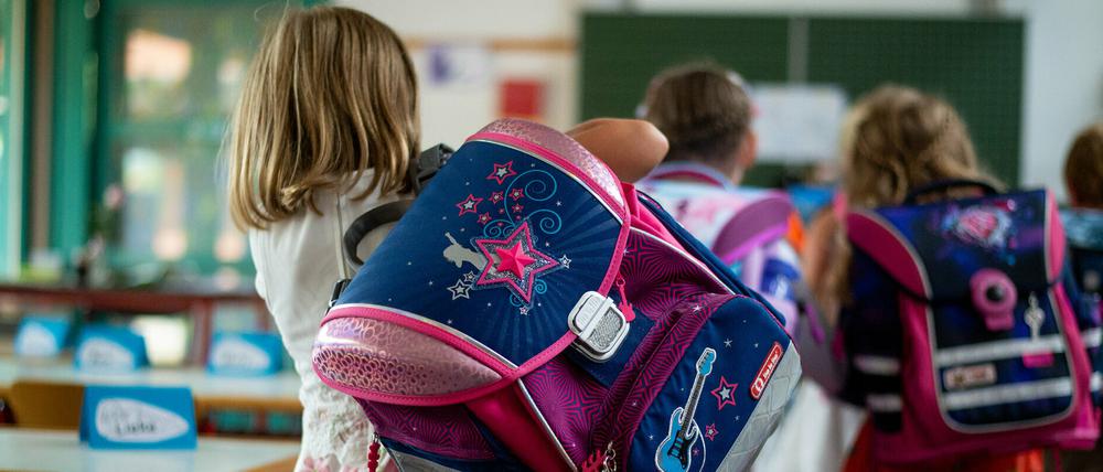 Schnell nach Hause. Eltern und Amt streiten um die Schulpflicht.