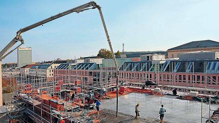 Die Turmbaustelle an der Breiten Straße am Mittwoch.