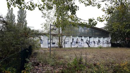 Die alte Turnhalle ist wegen Schimmelbefalls geschlossen worden.
