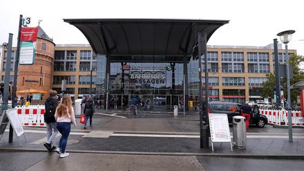 Gefährlicher Übergang am Potsdamer Hauptbahnhof. 