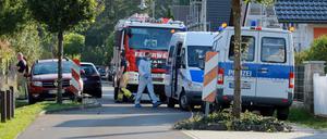 Ermittler der Mordkommission waren am Freitag in Teltow stundenlang im Einsatz.