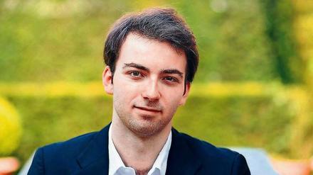 Nicholas van de Velde ist 1994 in Belgien geboren.