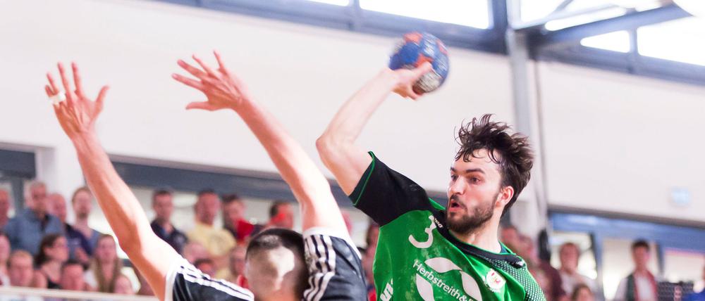 Neue Rolle. Rückraumspieler Niko Harnge ist Werders Interimstrainer. 